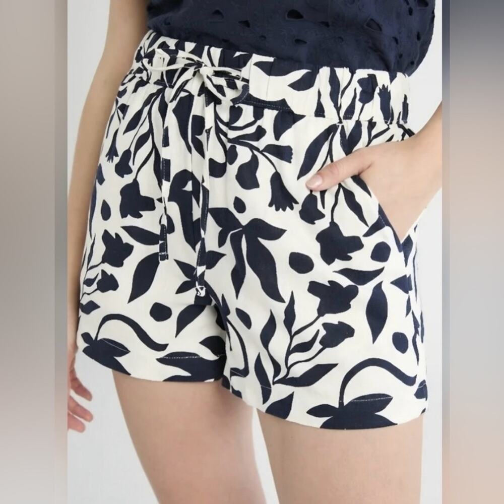 Time and Tru Shorts Womens Plus Size 22 Dark Navy White Botanical Vacation Beach